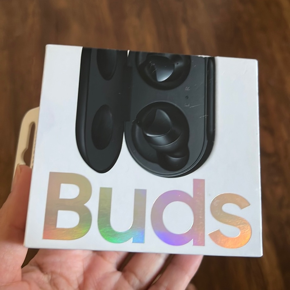 Samsung galaxy Buds unopened